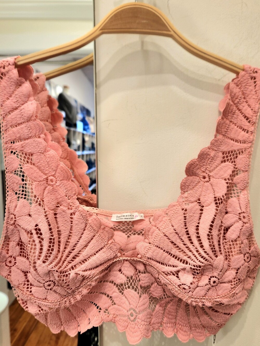 Intimately Free People Pink Floral Lace Bralette Size Large